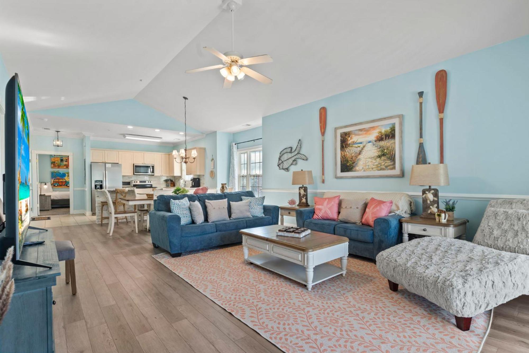 Floor 3 Bedroom Condo- Incredible Views Of The Golf Course! Magnolia Pointe 301
