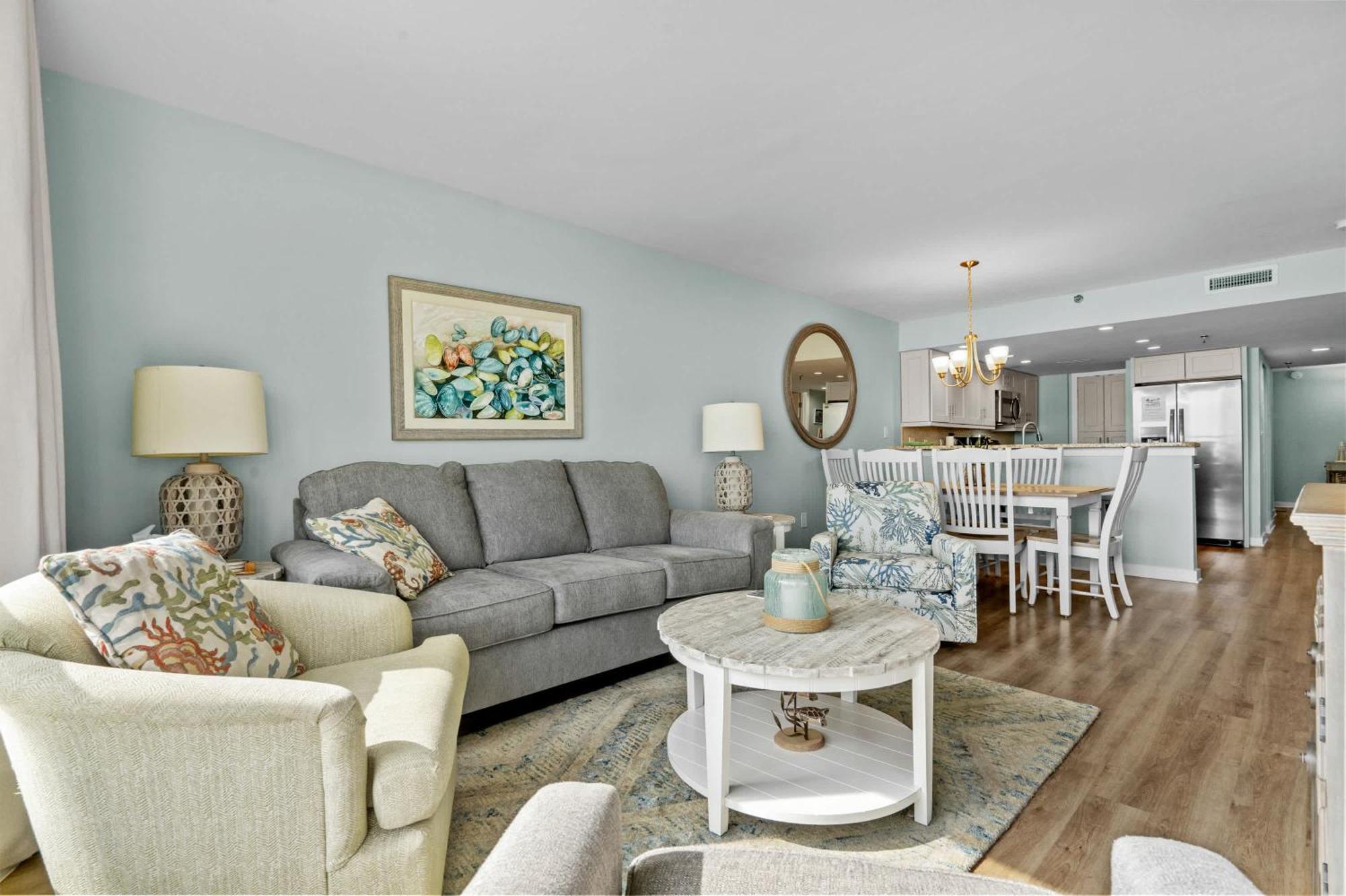 Windemere Beachfront Oasis With Hot Tub And Pool Access Holiday home *