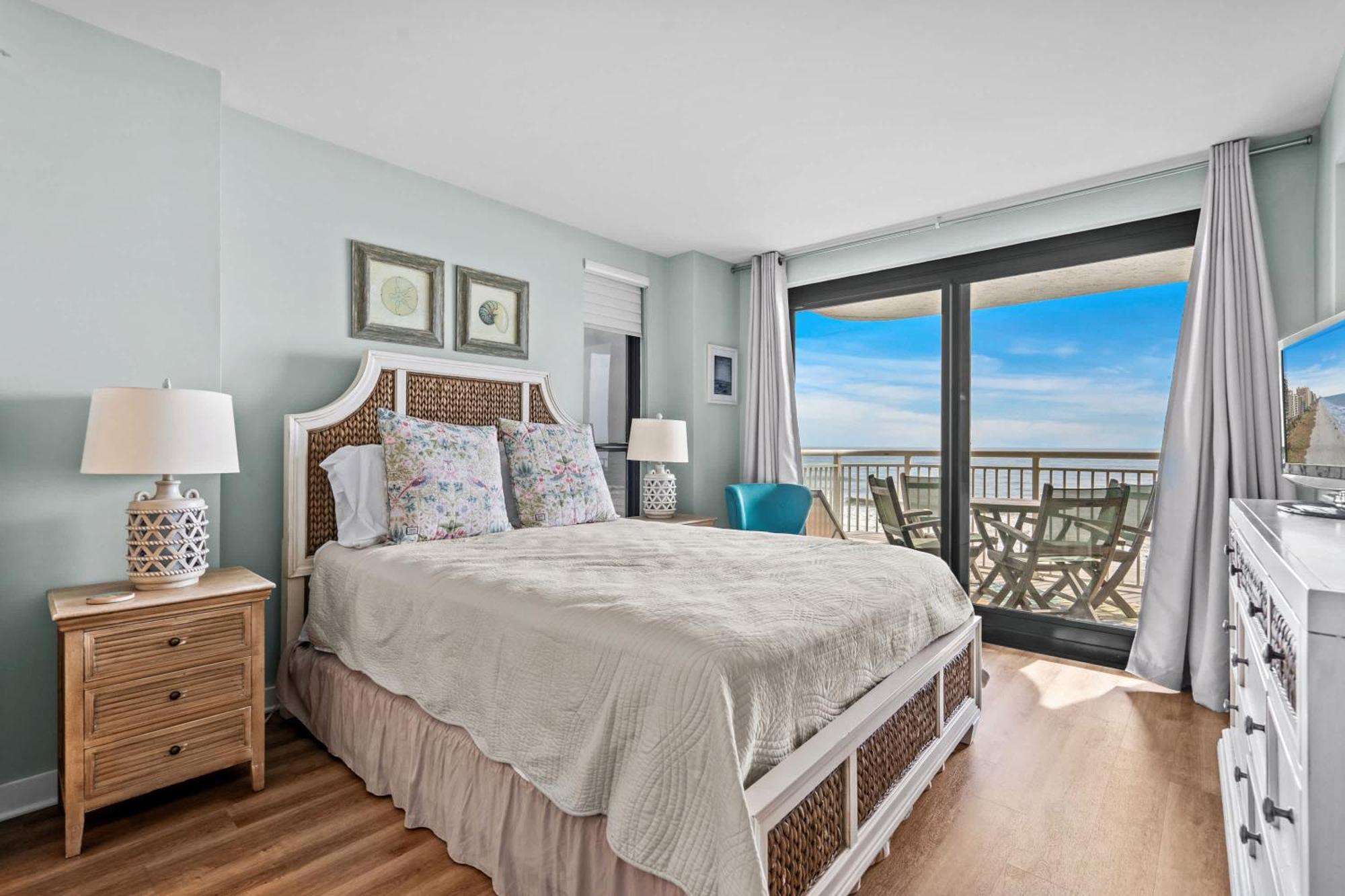 Windemere Beachfront Oasis With Hot Tub And Pool Access Holiday home Myrtle Beach