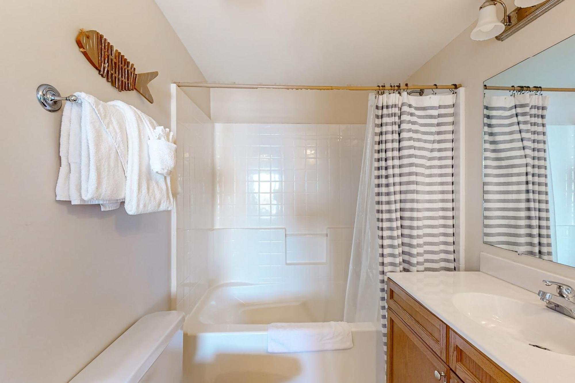 Coconut Grove 202 Apartment Myrtle Beach