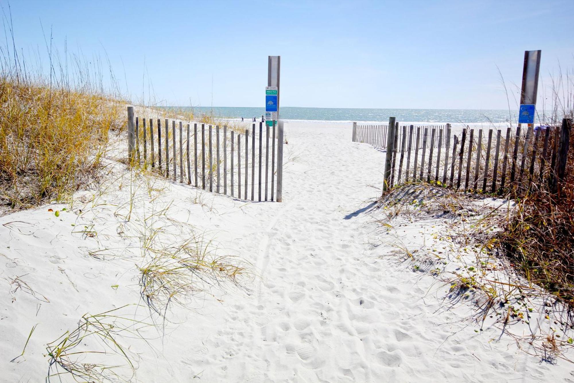 Holiday home Arcadian Dunes 2-bedroom 2 Baths On The