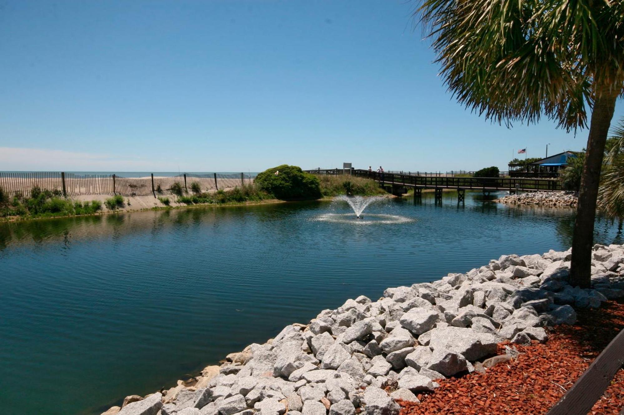 On The 2 Bed 2 Bath 1st Floor * Myrtle Beach