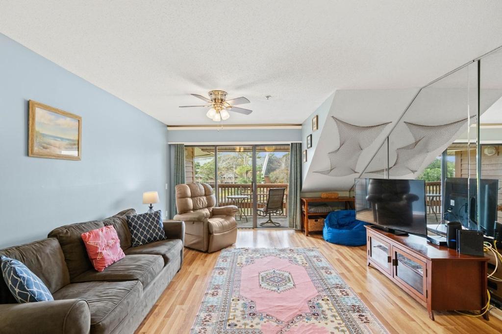 Laurel Court 311 * Myrtle Beach