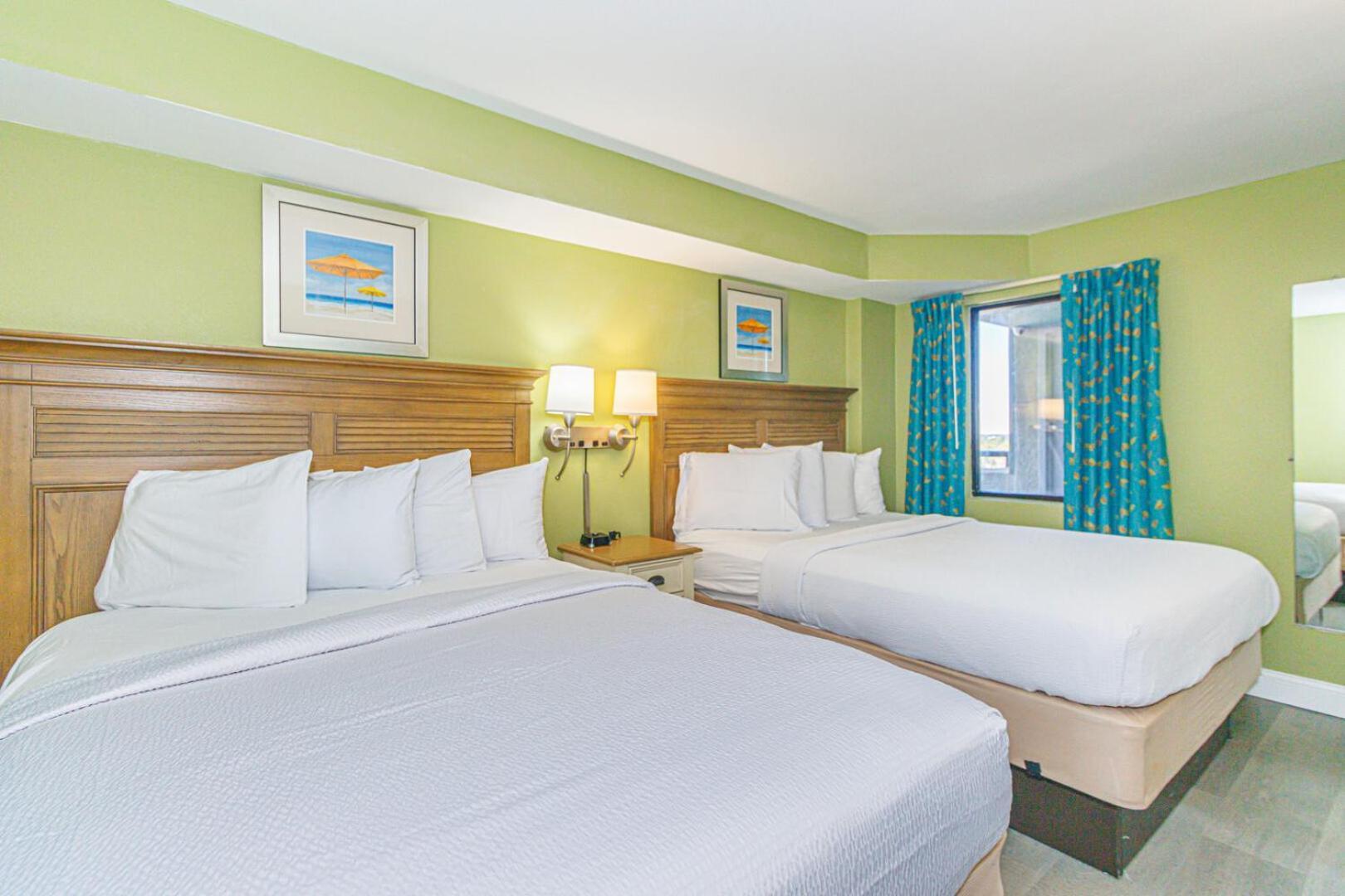 Oceanfront 3 Bedroom Condo- Newly Renovated-compass Cove North 1416 *