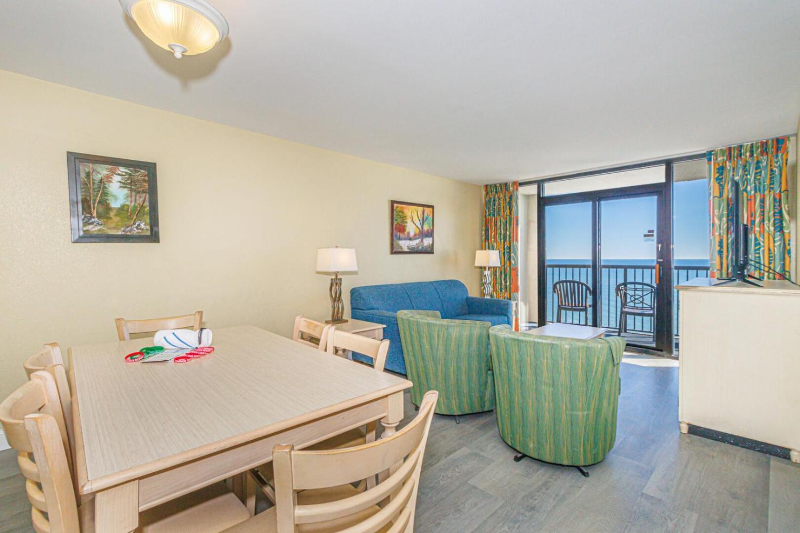 Holiday home Oceanfront 3 Bedroom Condo- Newly Renovated-compass Cove North 1416 *