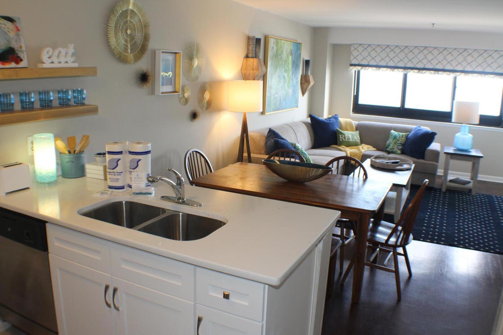 Ocean Breeze Escape! Apartment Myrtle Beach