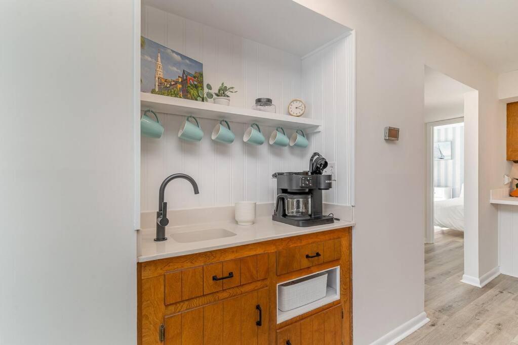 Coastal At The Drifter Apartment *