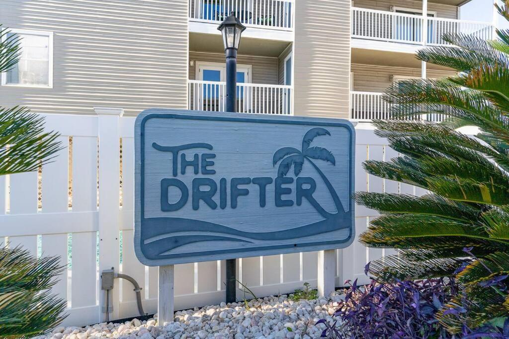 Coastal At The Drifter Apartment *