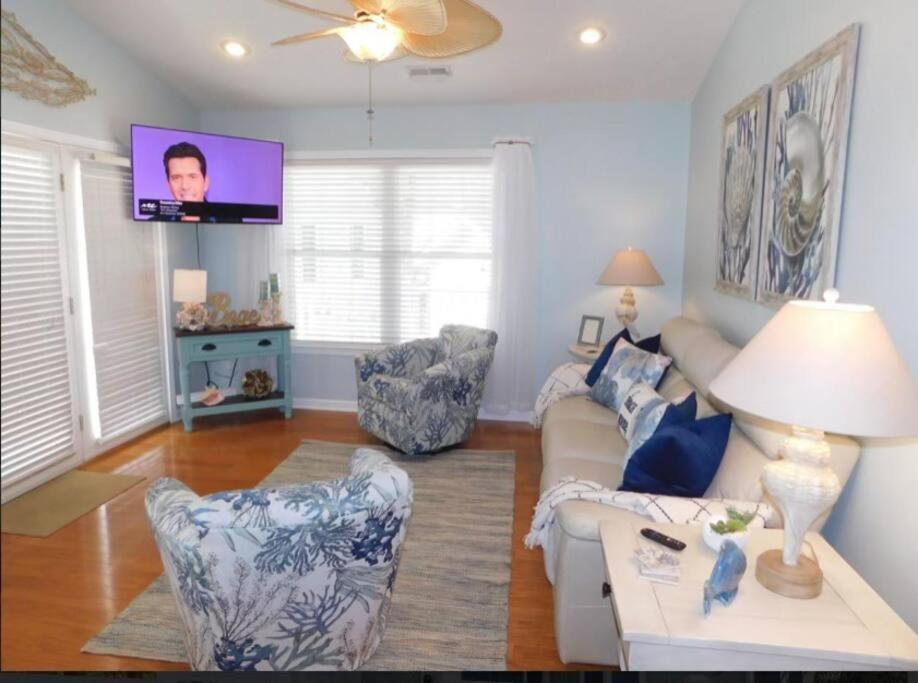 Holiday home 7022 Ocean Lakes Golf Cart Included-beach Bum
