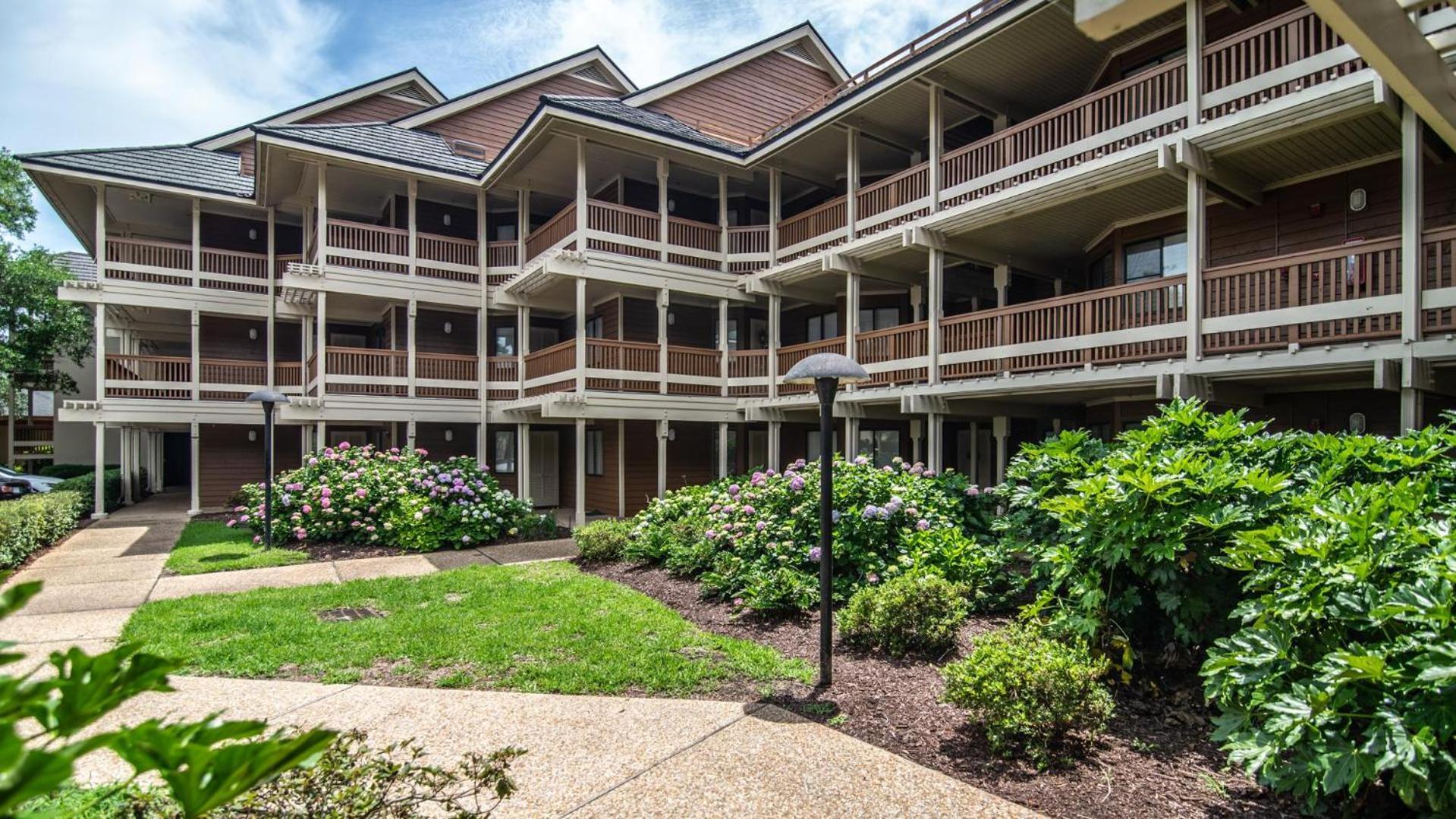 Kingston Laurel Court #112 - Seaclusion
