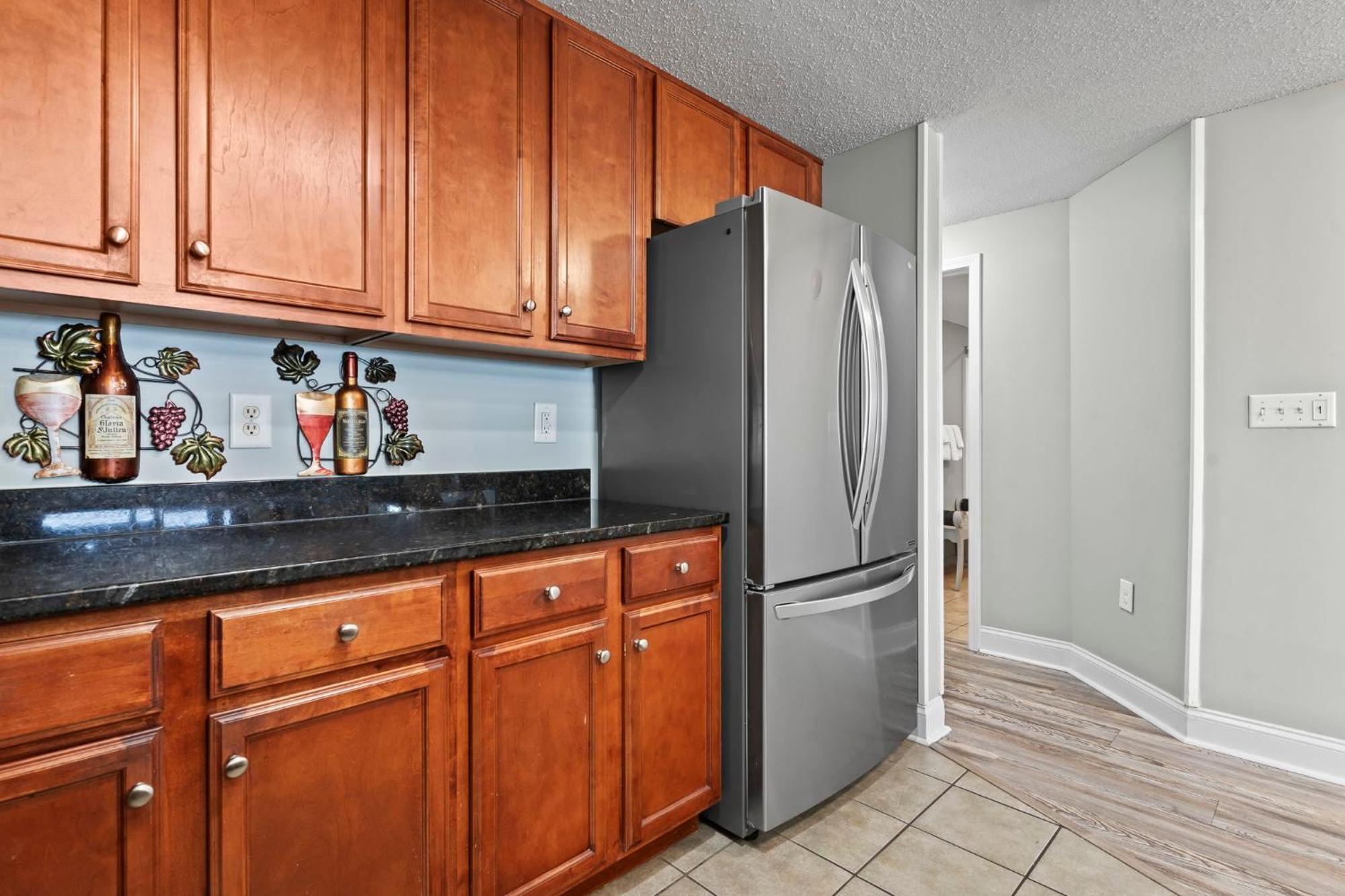 Stunning And Spacious 3 Bedroom Condo-immaculate Oceanfront Views! Anderson 211 Myrtle Beach
