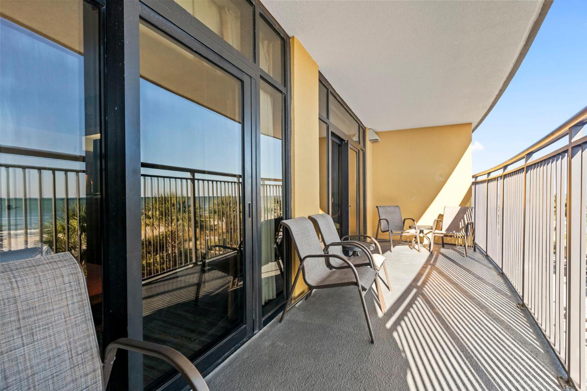 Stunning And Spacious 3 Bedroom Condo-immaculate Oceanfront Views! Anderson 211 Myrtle Beach