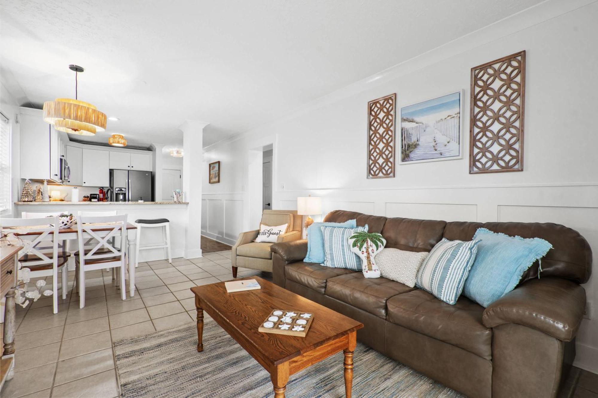 Palmwood - Our Place By The Sea Holiday home *