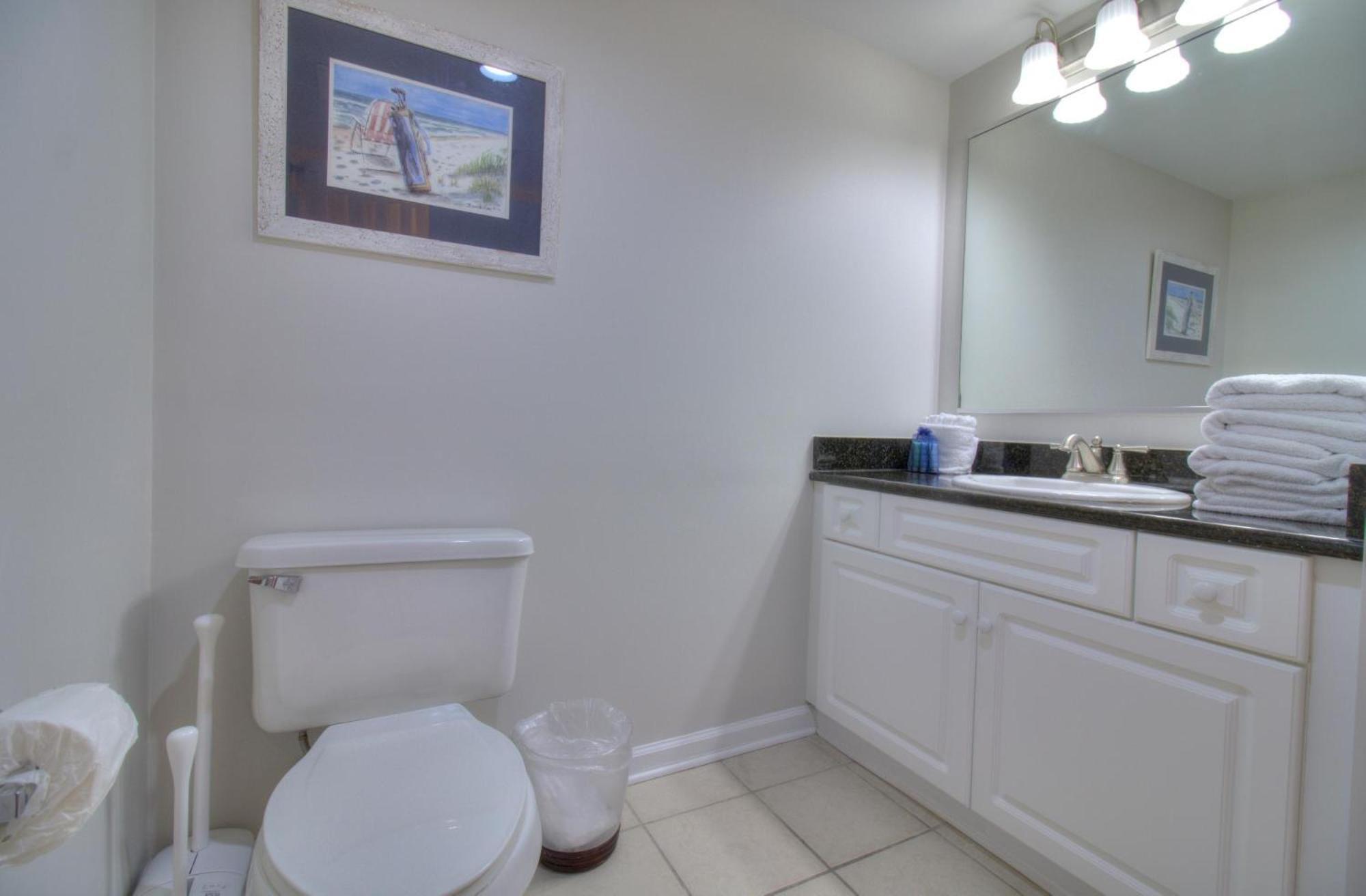 Barefoot Yacht Club - 1-104 Holiday home *