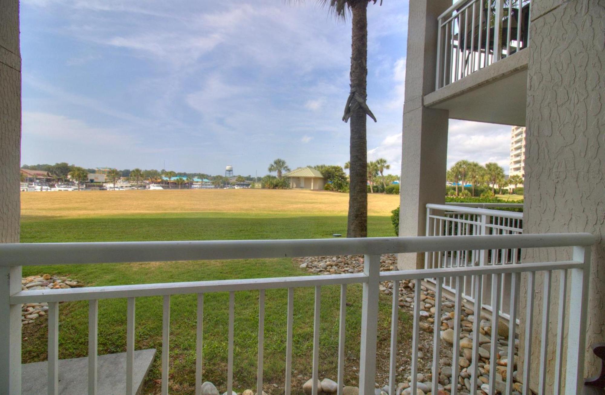 Holiday home Barefoot Yacht Club - 1-104
