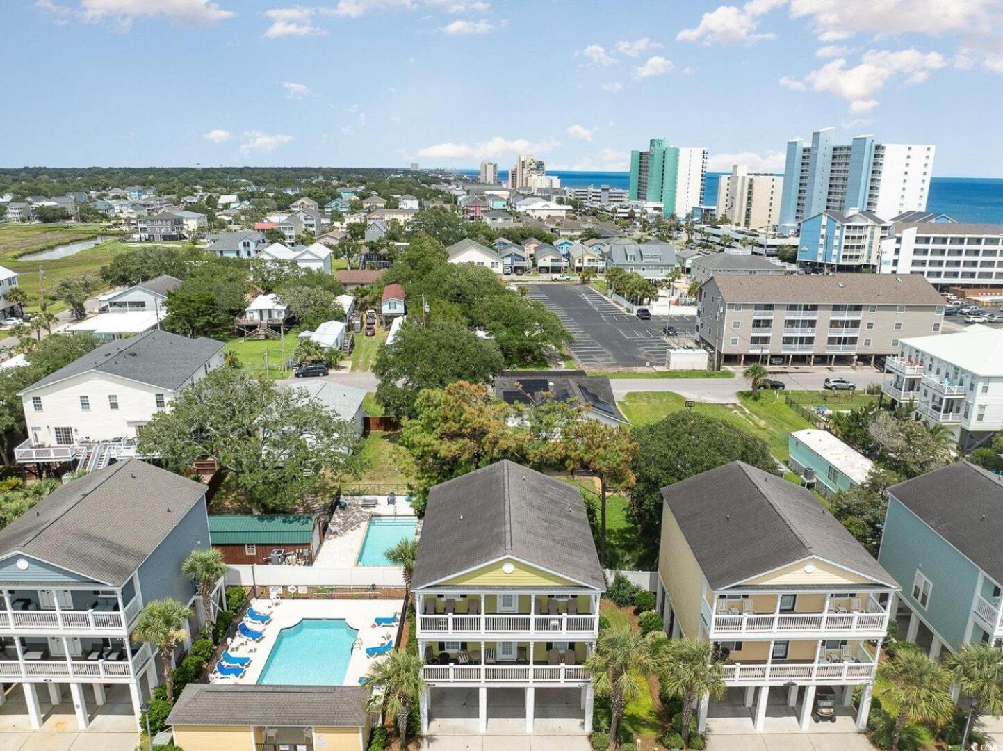 Captivating 4 Bedroom House With Double Balconies And A Community Pool-angler 3 * Myrtle Beach