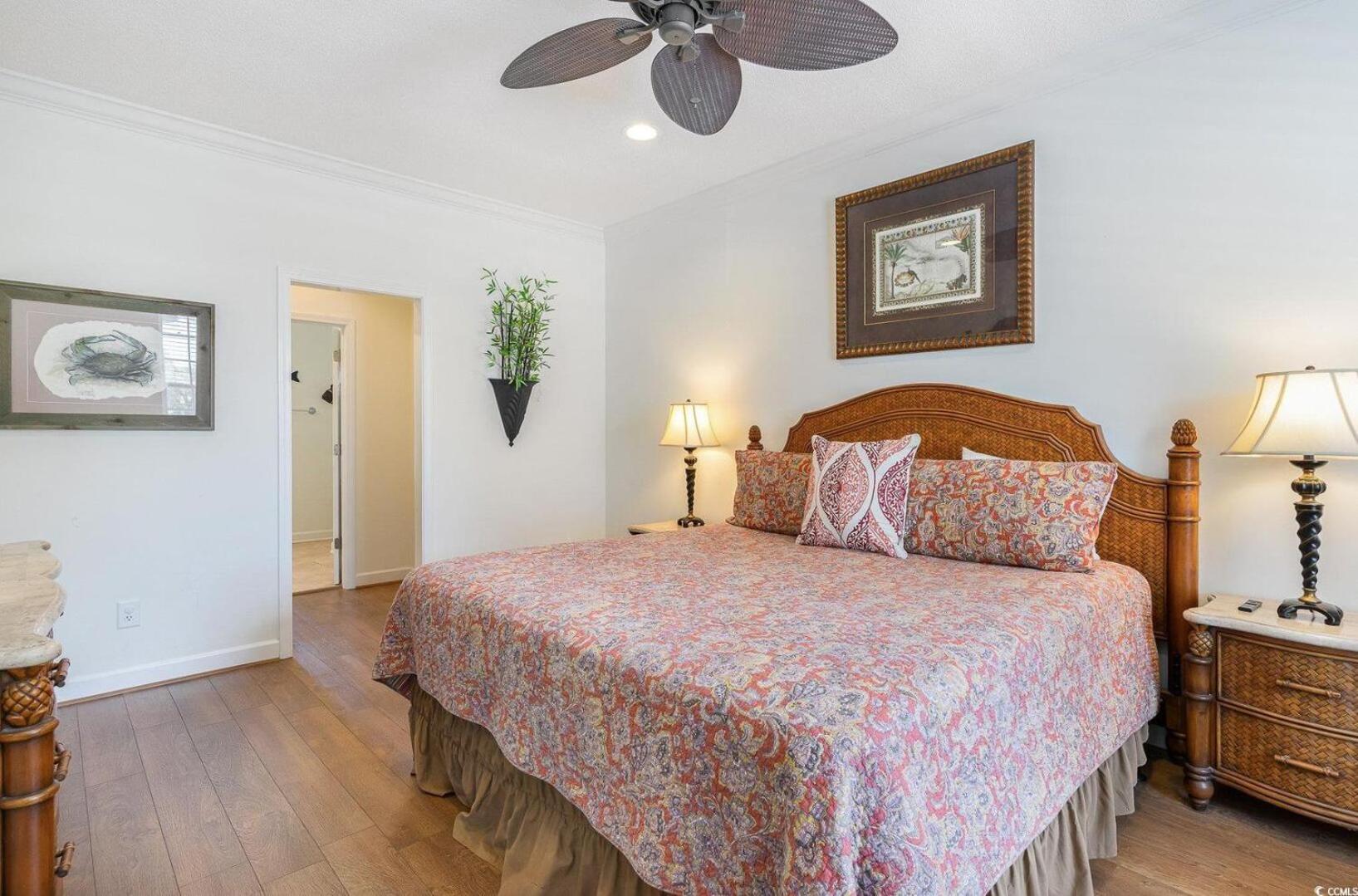 Captivating 4 Bedroom House With Double Balconies And A Community Pool-angler 3 Holiday home