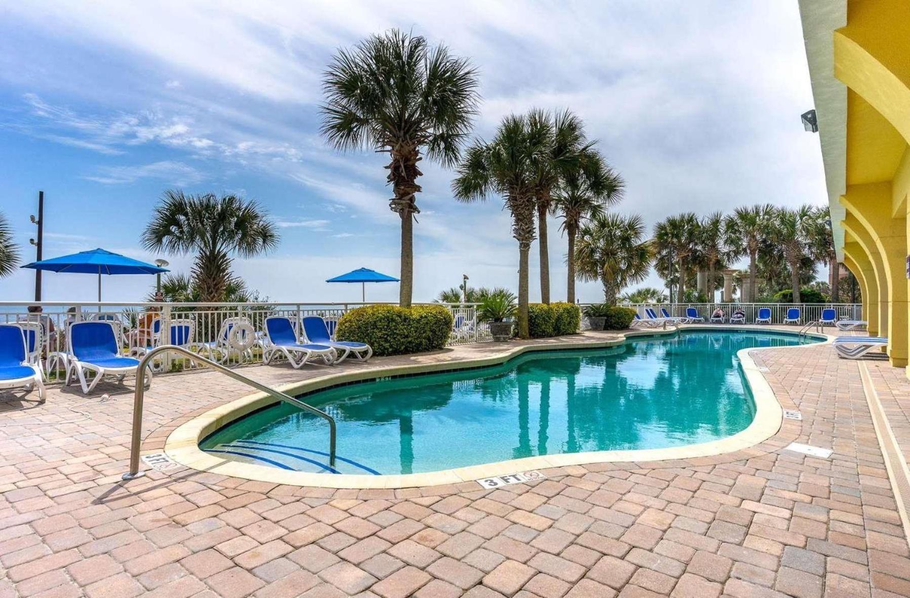 Camelot By The Sea 1206 *