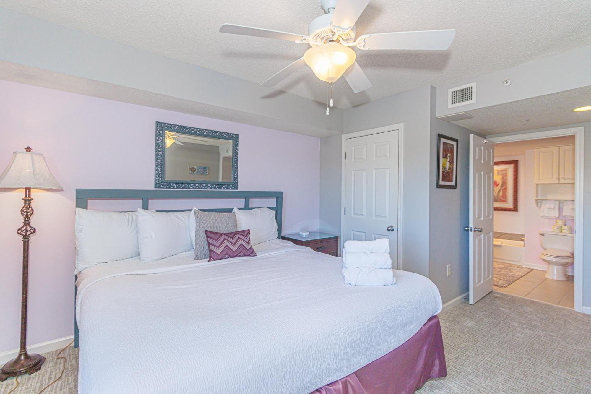 Magnificent 2 Bedroom With Marina Views! Yacht Club 1-501 A&c Myrtle Beach