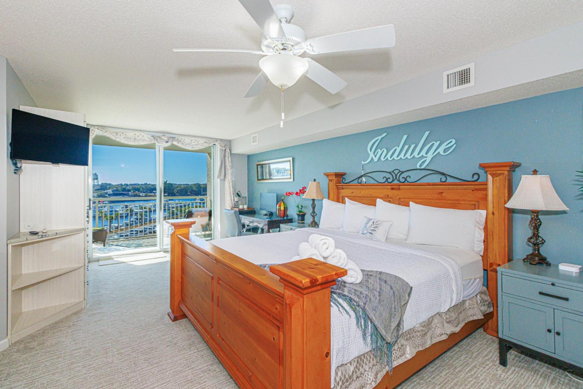Marvelous King With Marina Views! Yacht Club 1-501 C * Myrtle Beach