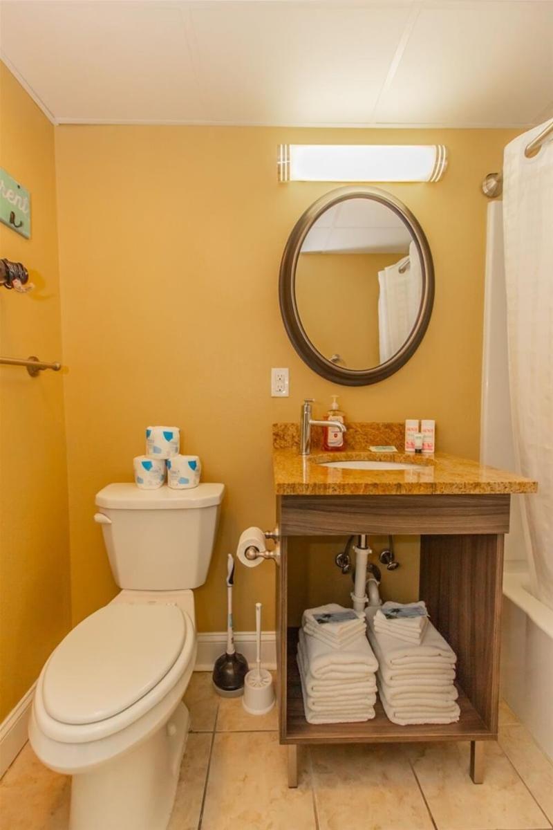 Tropical Oceanfront King Suite-caravelle 420 Myrtle Beach
