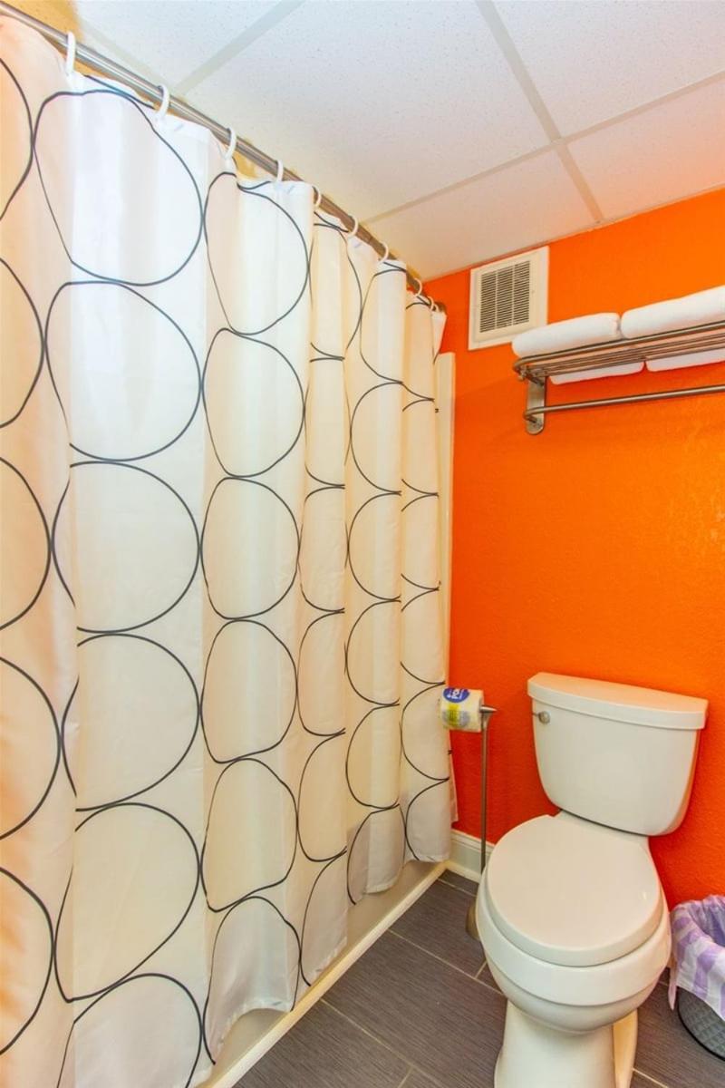 Oceanfront Studio-modern & Fun-sand Dunes 2740