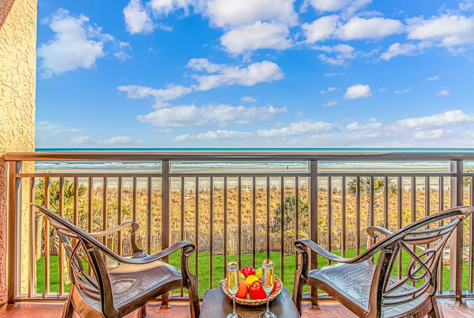 Holiday home Direct Oceanfront - Caravelle 323 - Sleeps 4 Guests