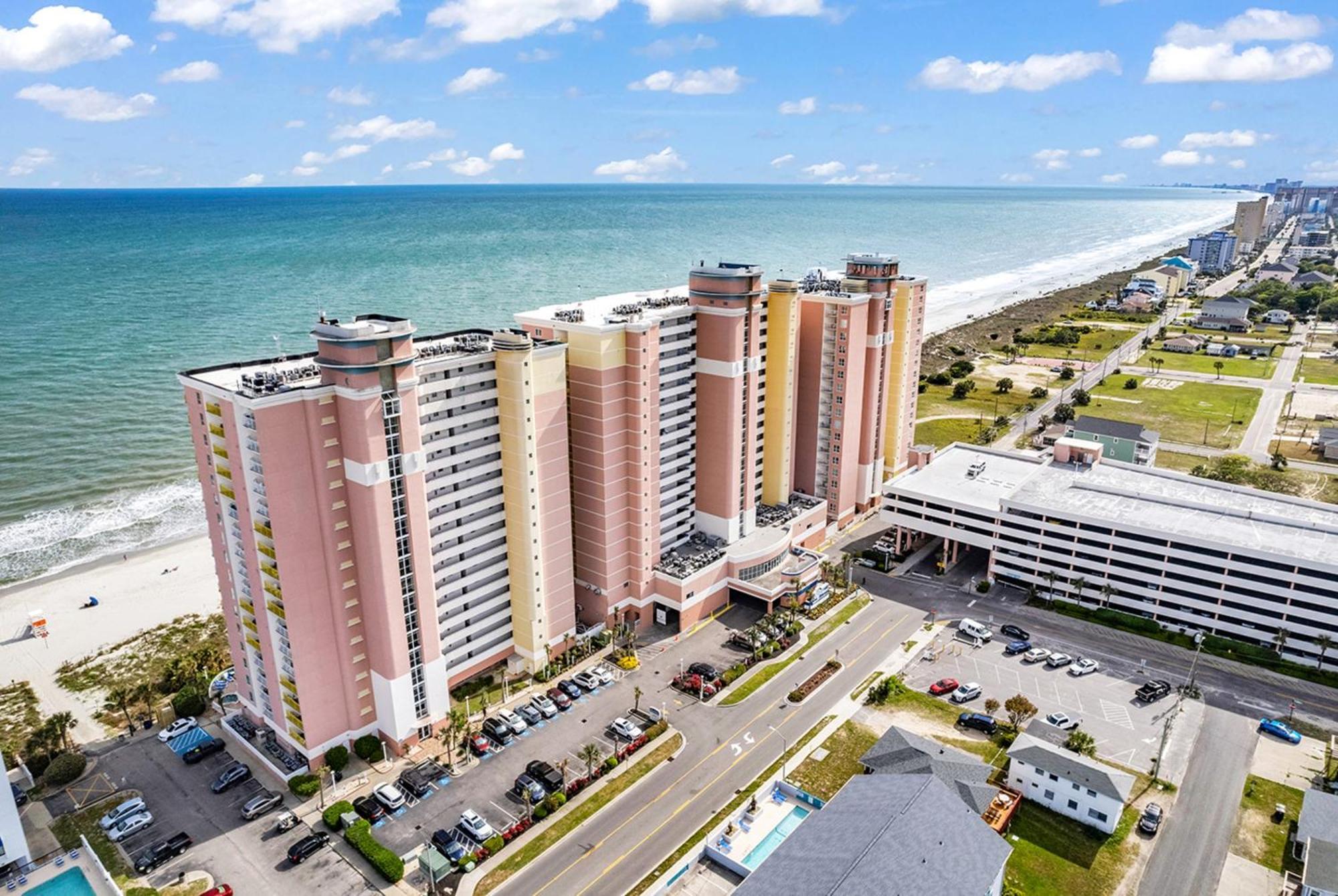 Apartment Baywatch Oceanfront Dream Maker