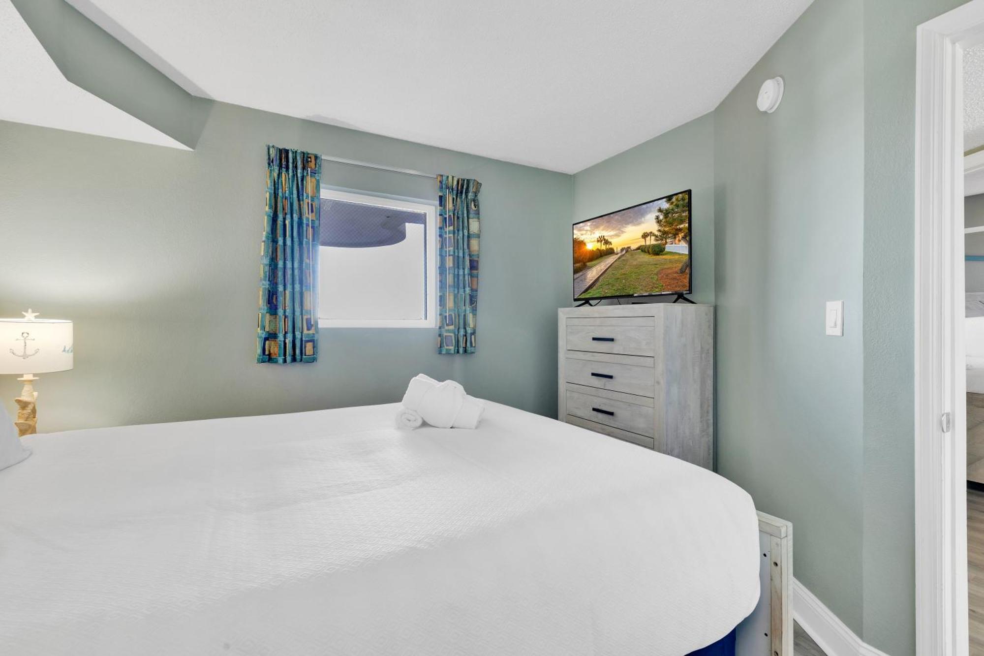 Apartment Baywatch Oceanfront Dream Maker