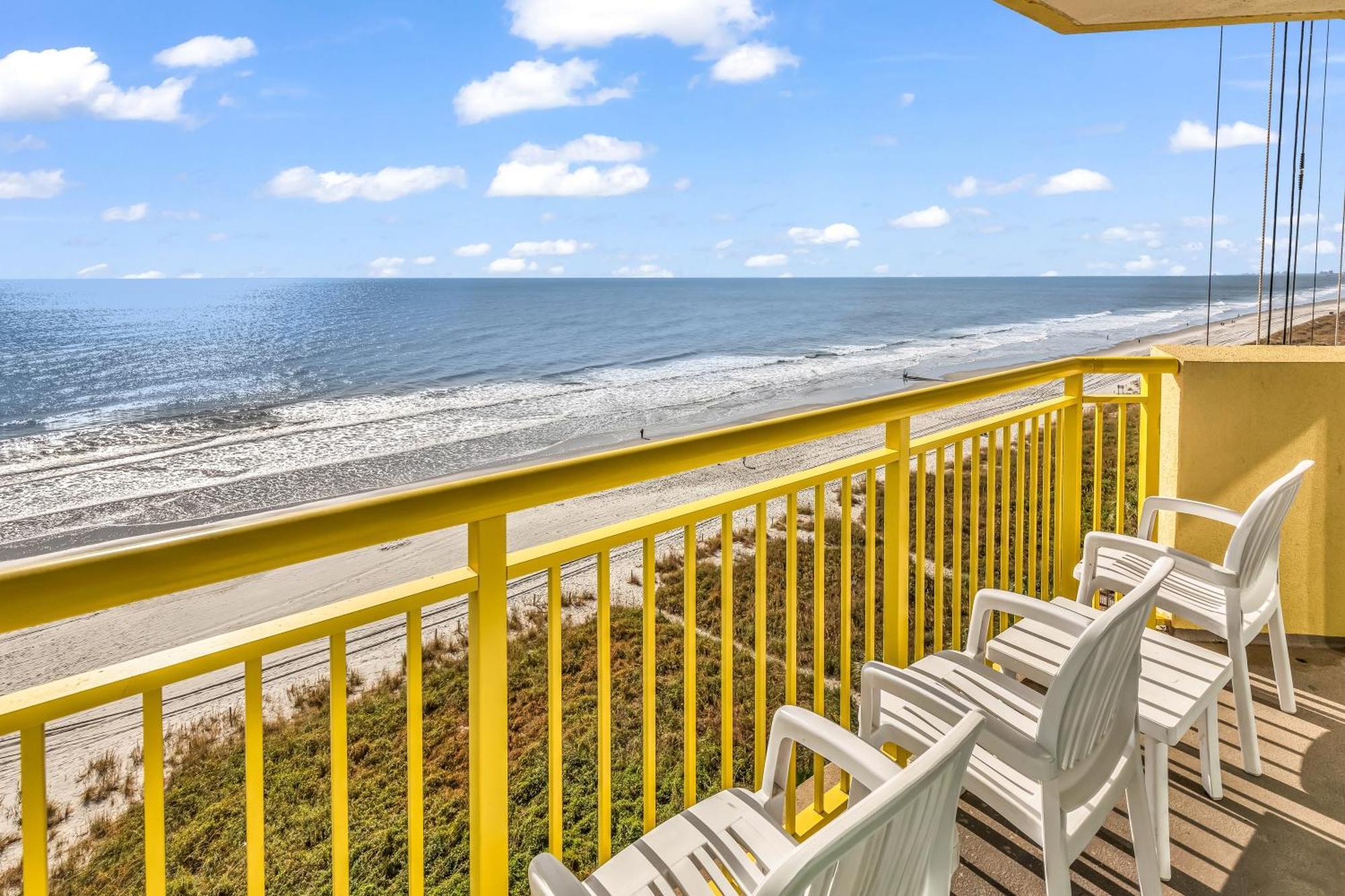 Baywatch Oceanfront Dream Maker Apartment