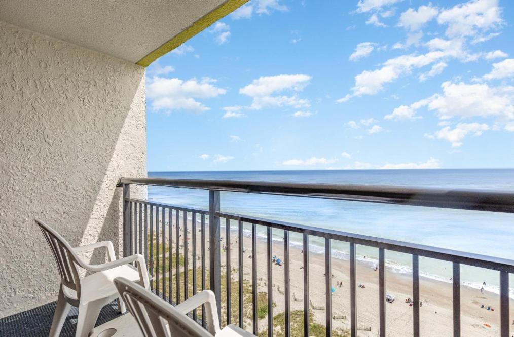 Holiday home Cozy 1 Bedroom Condo- Immaculate Oceanfront Views- Monterey Bay 1617 Myrtle Beach