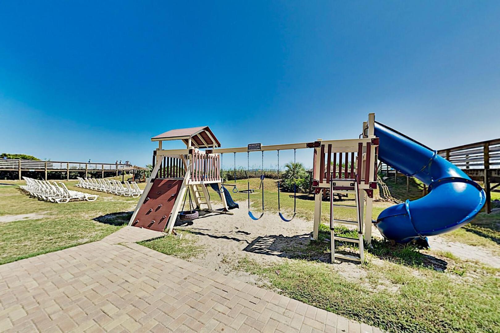 Cozy 1 Bedroom Condo- Immaculate Oceanfront Views- Monterey Bay 1617 Holiday home Myrtle Beach