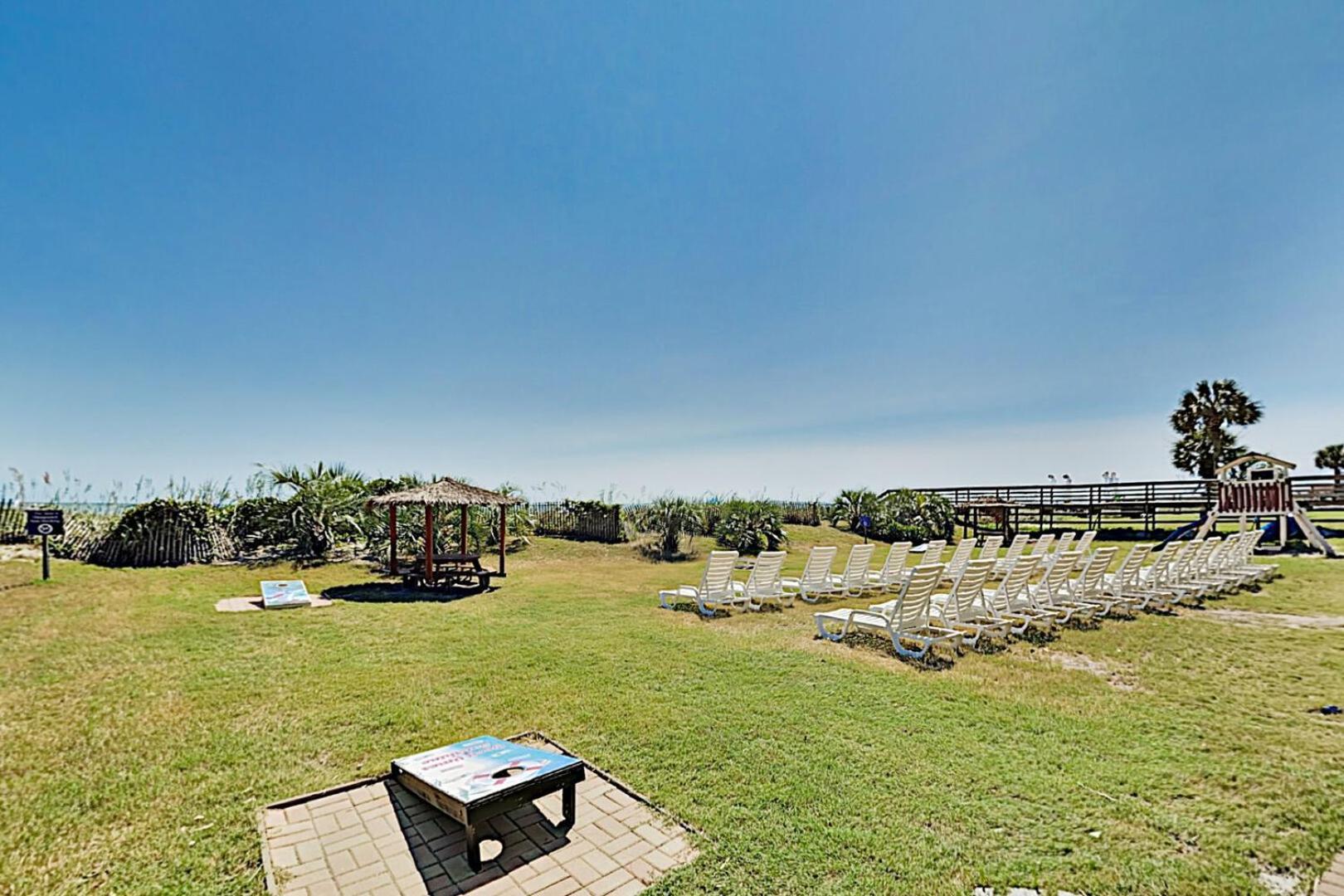 Holiday home Cozy 1 Bedroom Condo- Immaculate Oceanfront Views- Monterey Bay 1617 Myrtle Beach