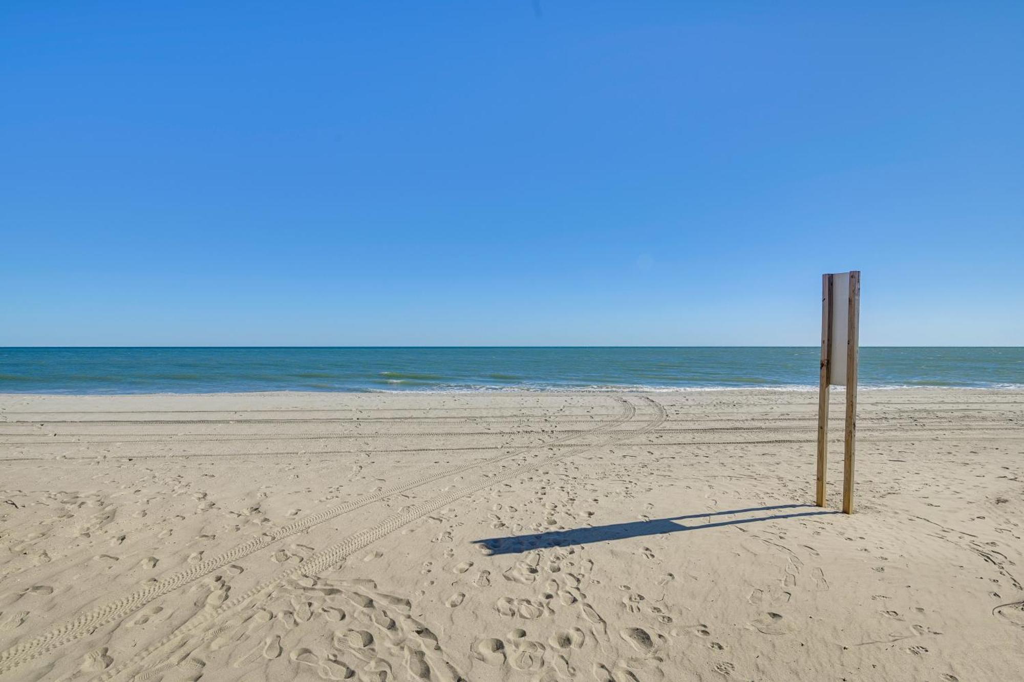 Holiday home 2 Blocks To Ocean Garden With Pool! *