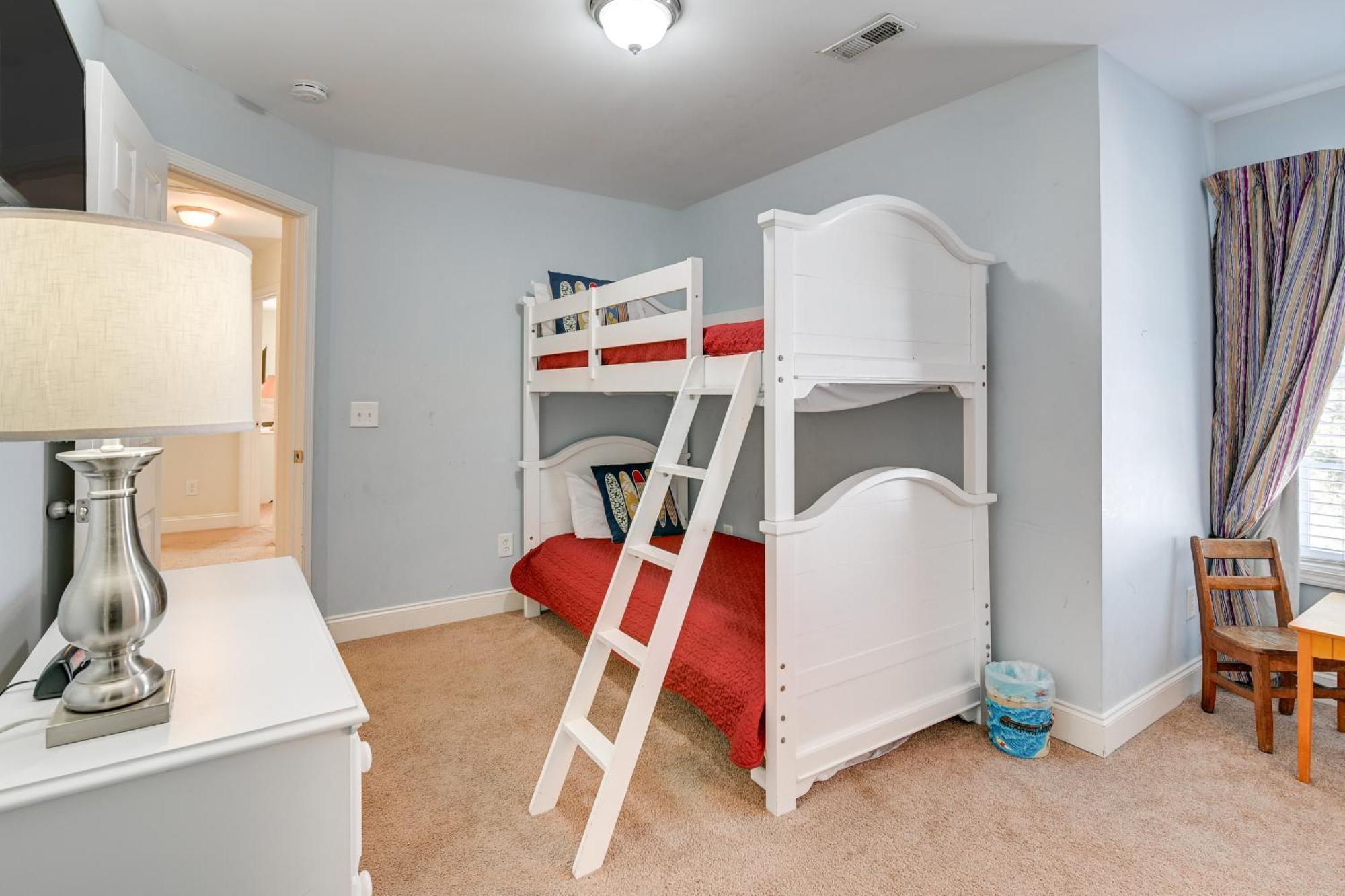 2 Blocks To Ocean Garden With Pool! Myrtle Beach