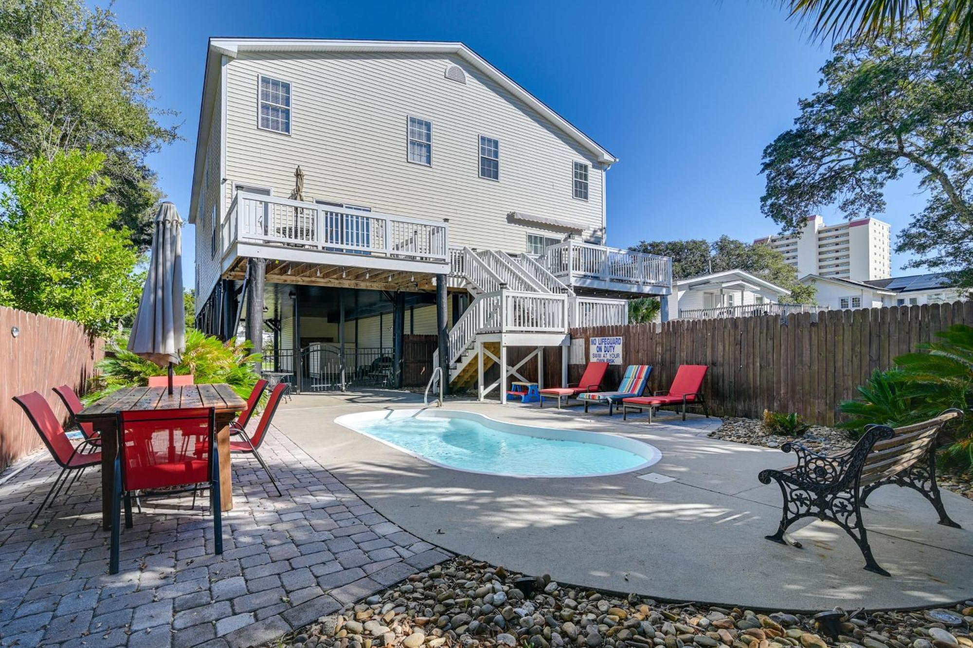 2 Blocks To Ocean Garden With Pool! Myrtle Beach