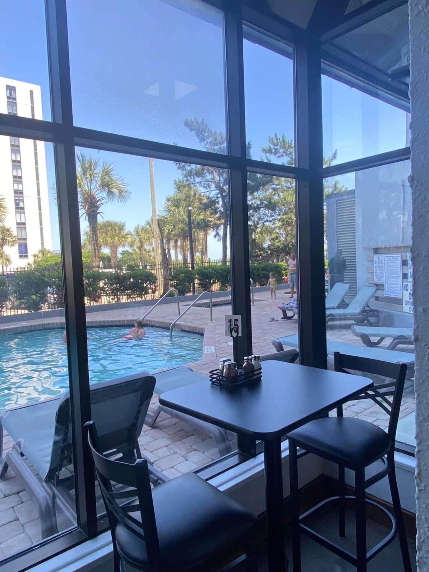 Bluewater 405 Apartment *