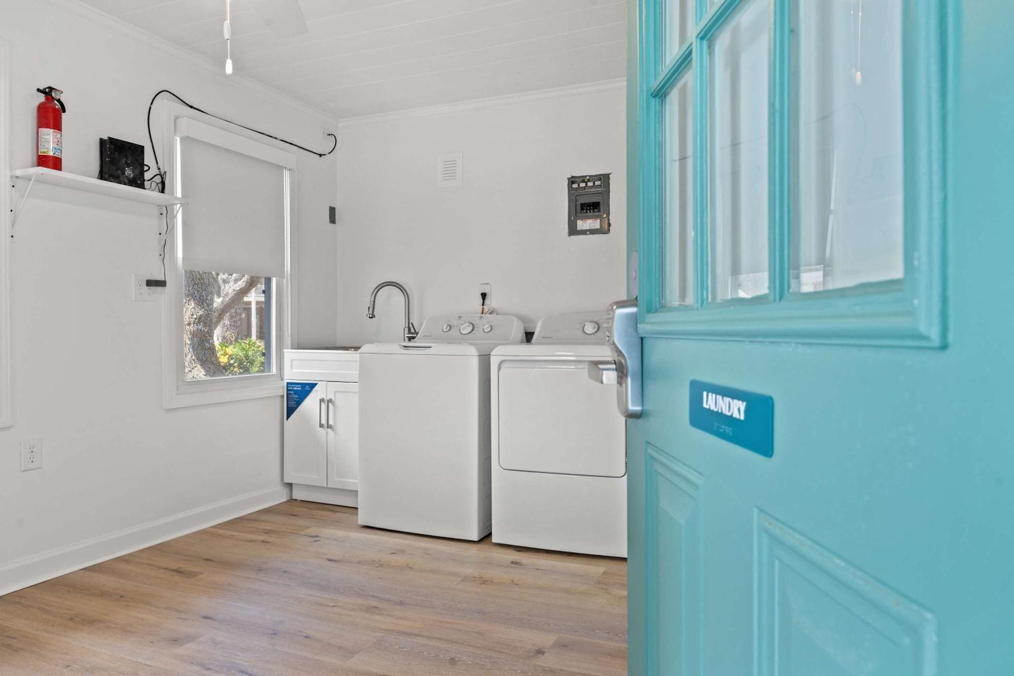 2br1ba Sleeps 6 Pet-friendly Walk To Ocean Apartment Myrtle Beach