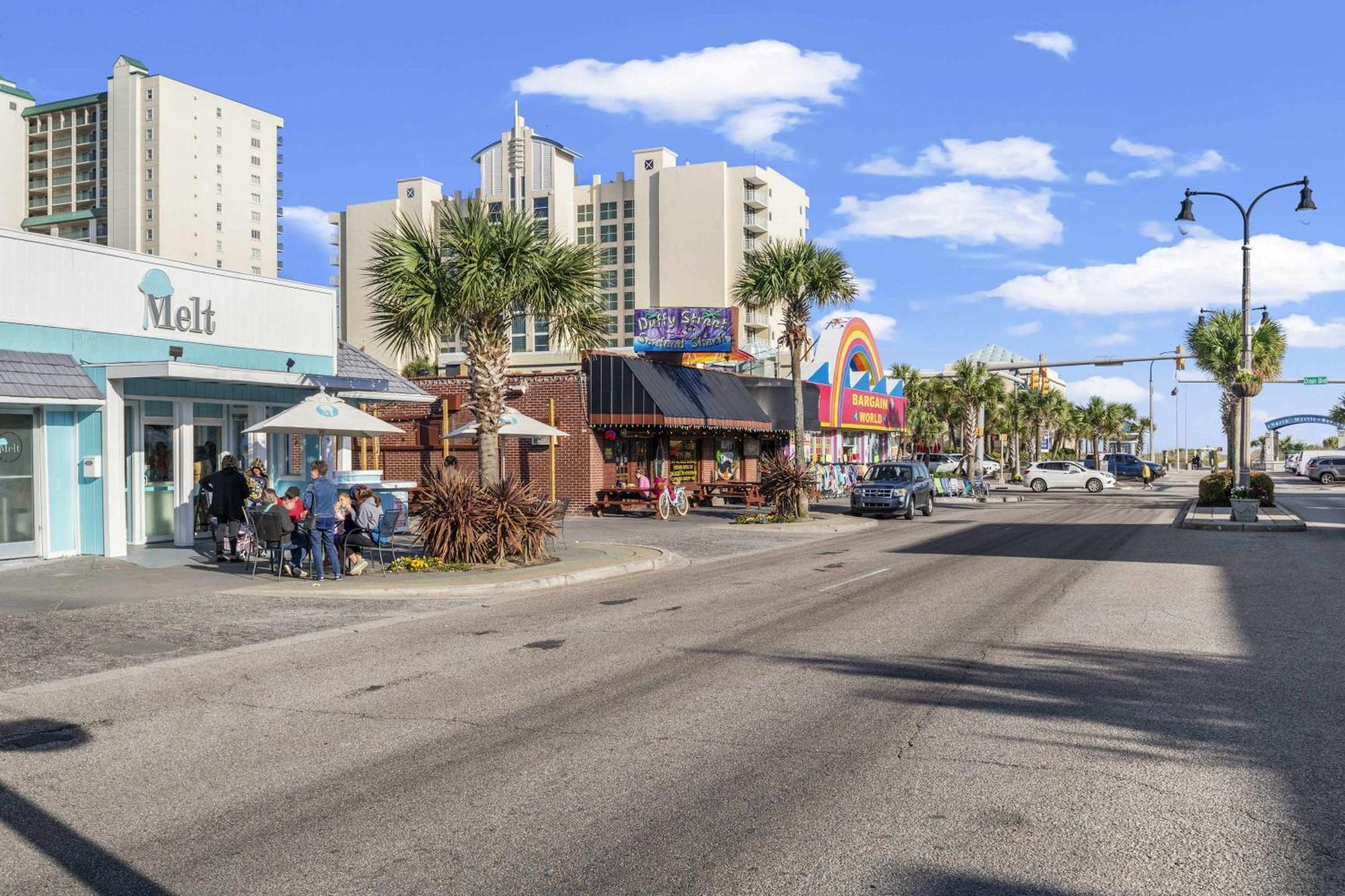 Apartment 2br1ba Sleeps 6 Pet-friendly Walk To Ocean