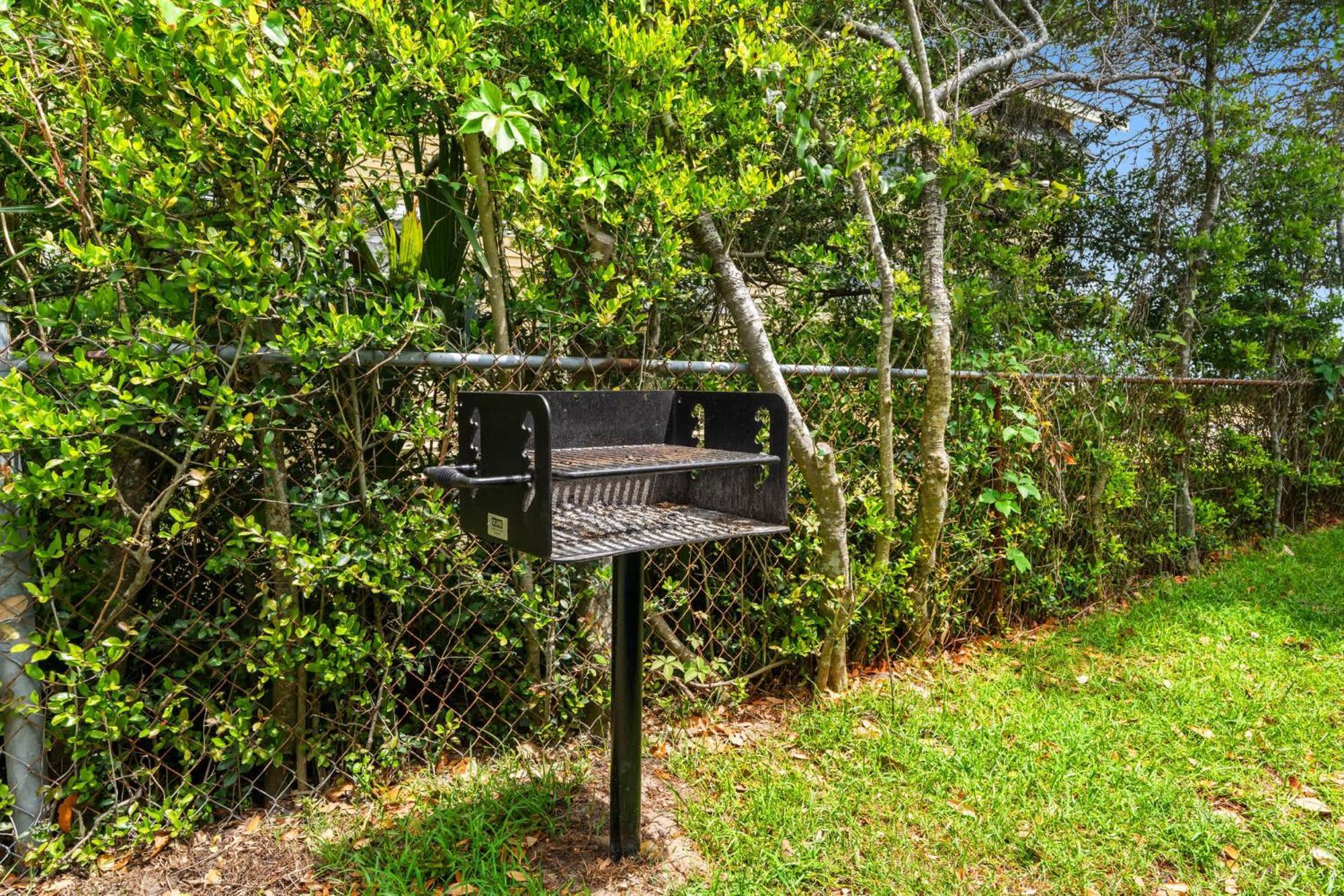 2br1ba Sleeps 6 Pet-friendly Walk To Ocean Myrtle Beach