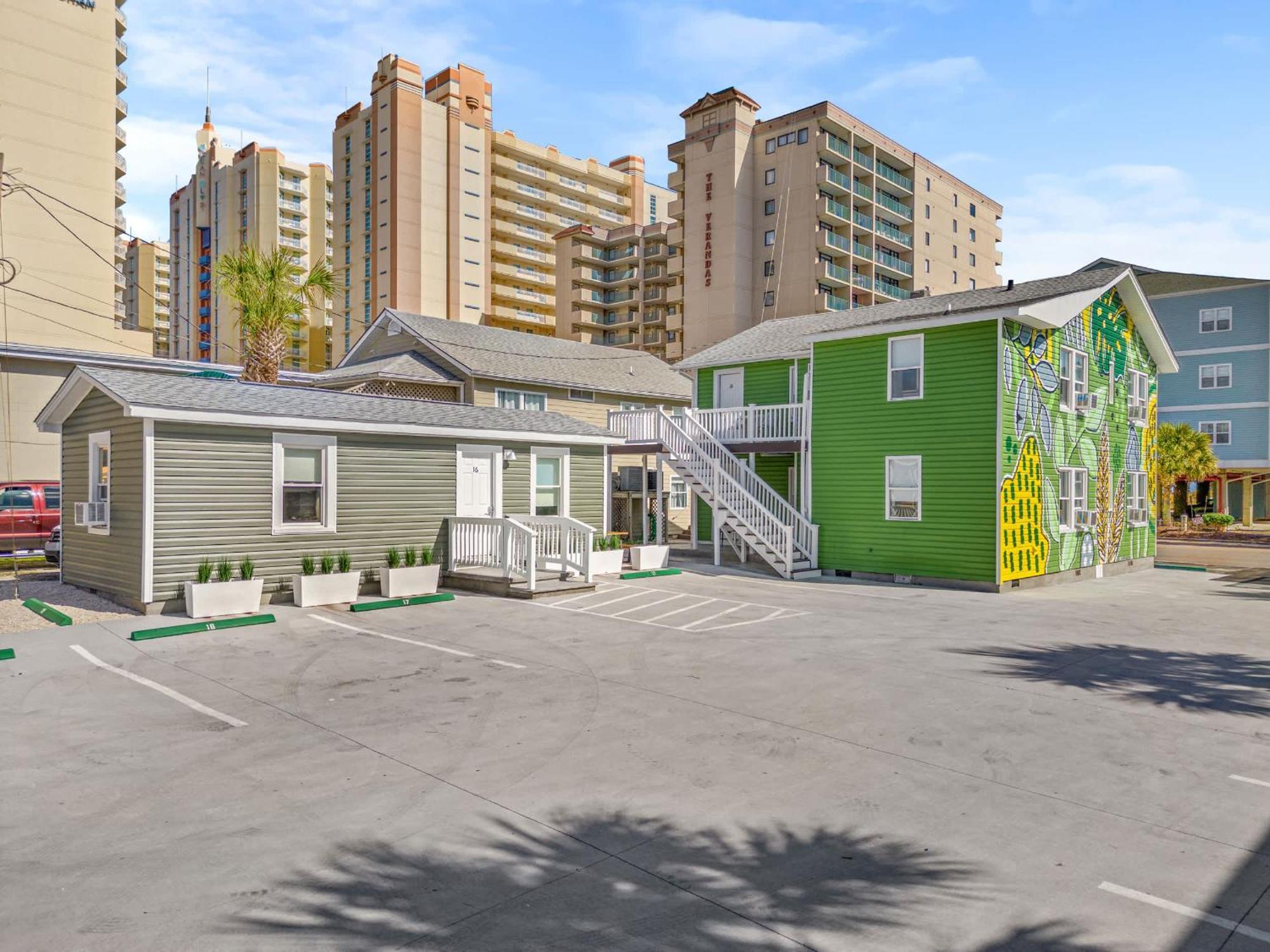 Cozy Beachside Ideal For Couples * Myrtle Beach