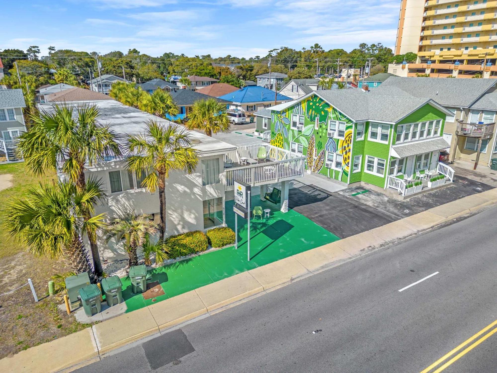 1 King Bed Sleeps 2 Pet-friendly Apartment Myrtle Beach