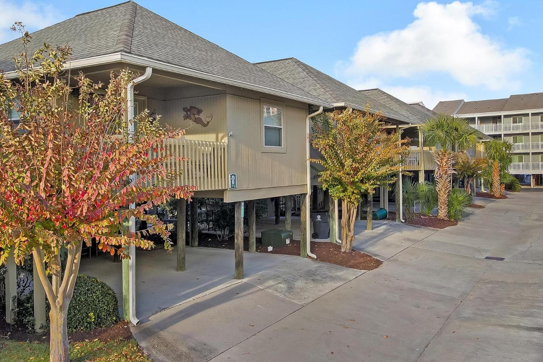 Holiday home 2 Bedroom Guest Cottage Steps From The Beach! Myrtle Beach