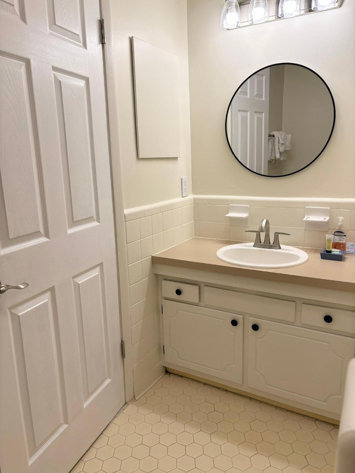 809 Coastal Haven 2 Bedrooms Apartment