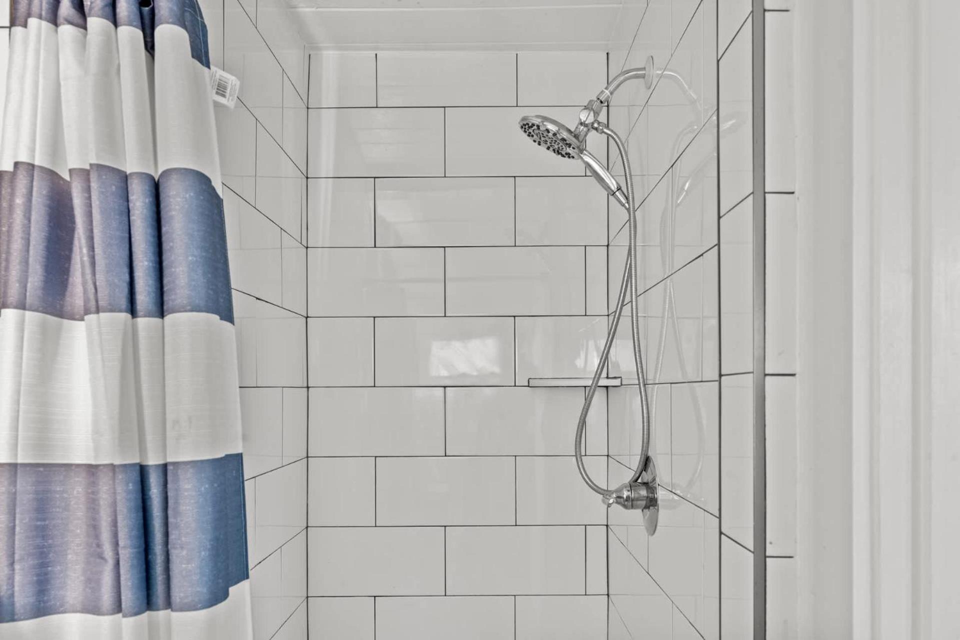 1bd 1bth Pet-friendly Sleeps 2 *