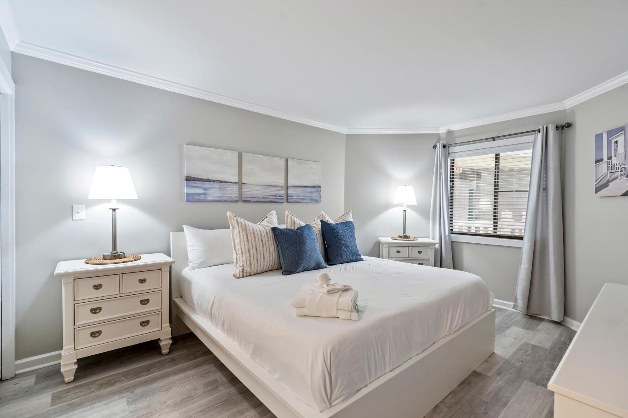 Cozy 2 Bedroom At Ocean Creek Apartment *