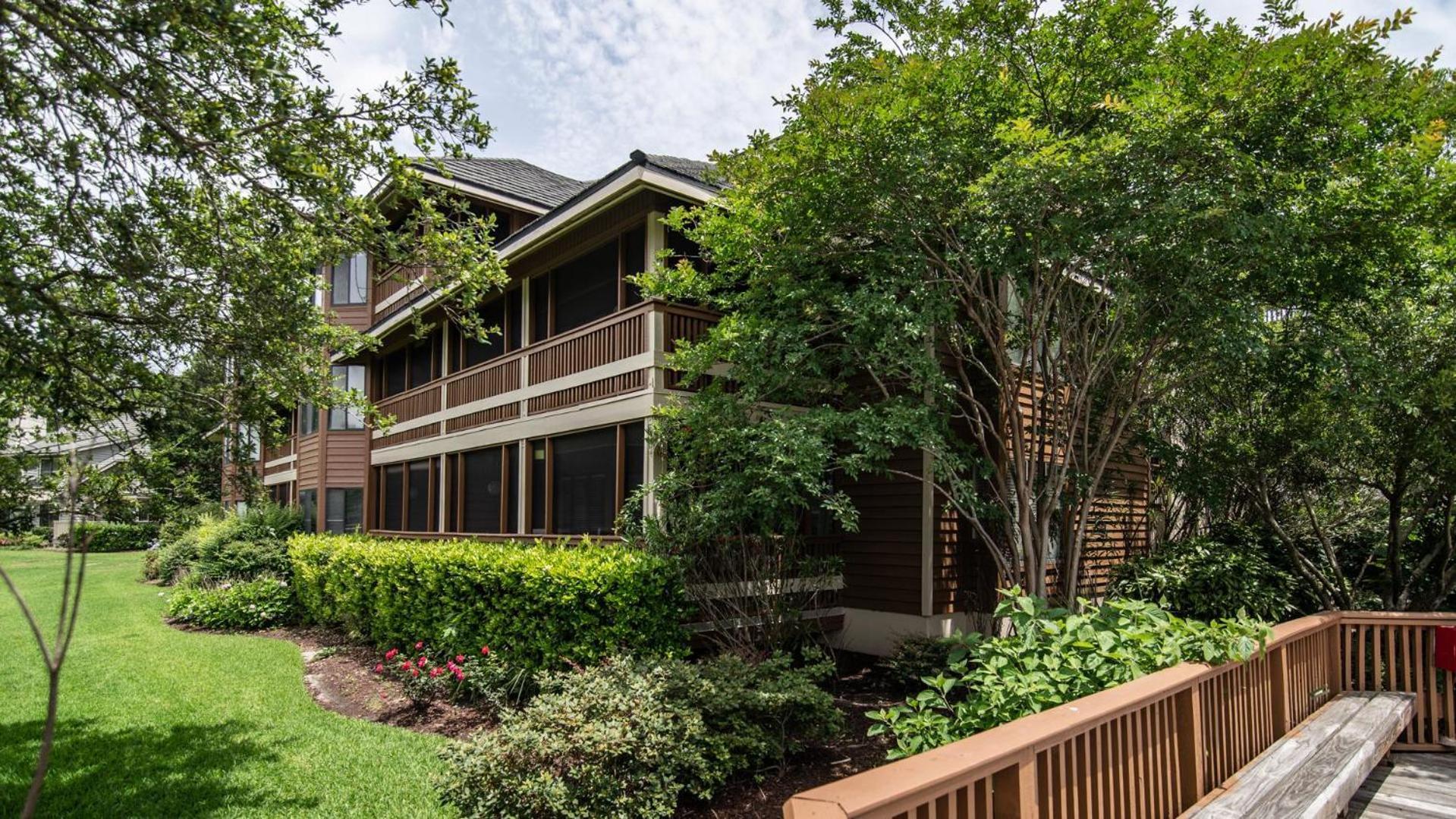 Kingston Laurel Court #112 - Seaclusion *
