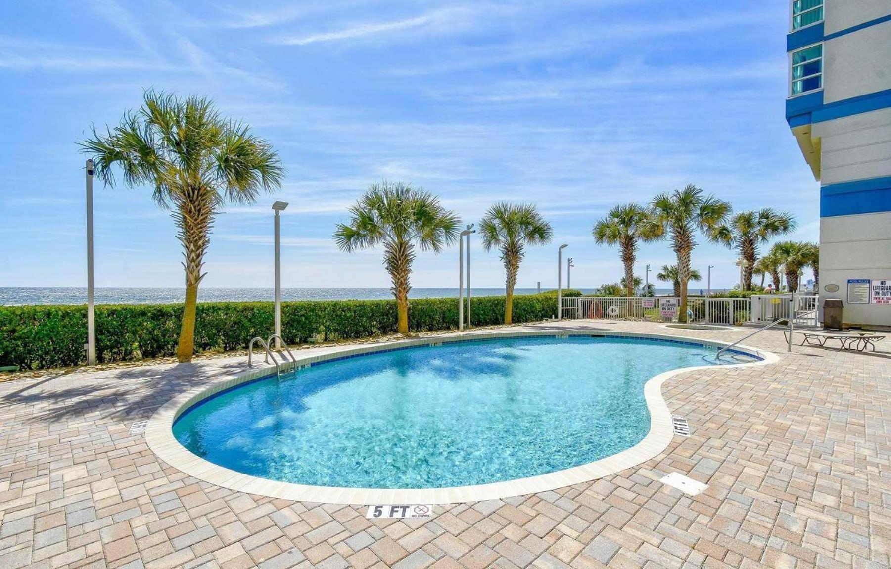 Carolinian 2133 Myrtle Beach