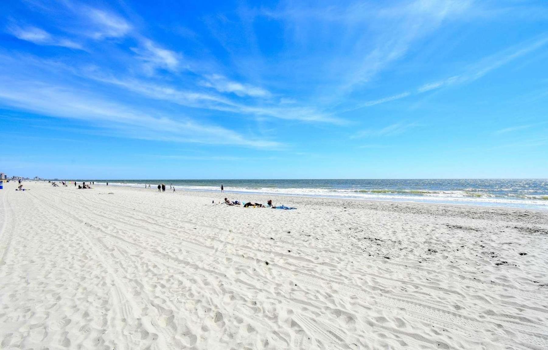Carolinian 2133 * Myrtle Beach