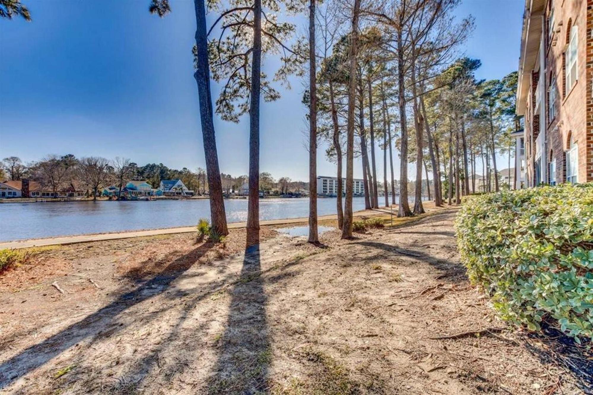 Apartment Riverwalk At Arrowhead